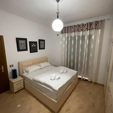 Mbyllur * Berat